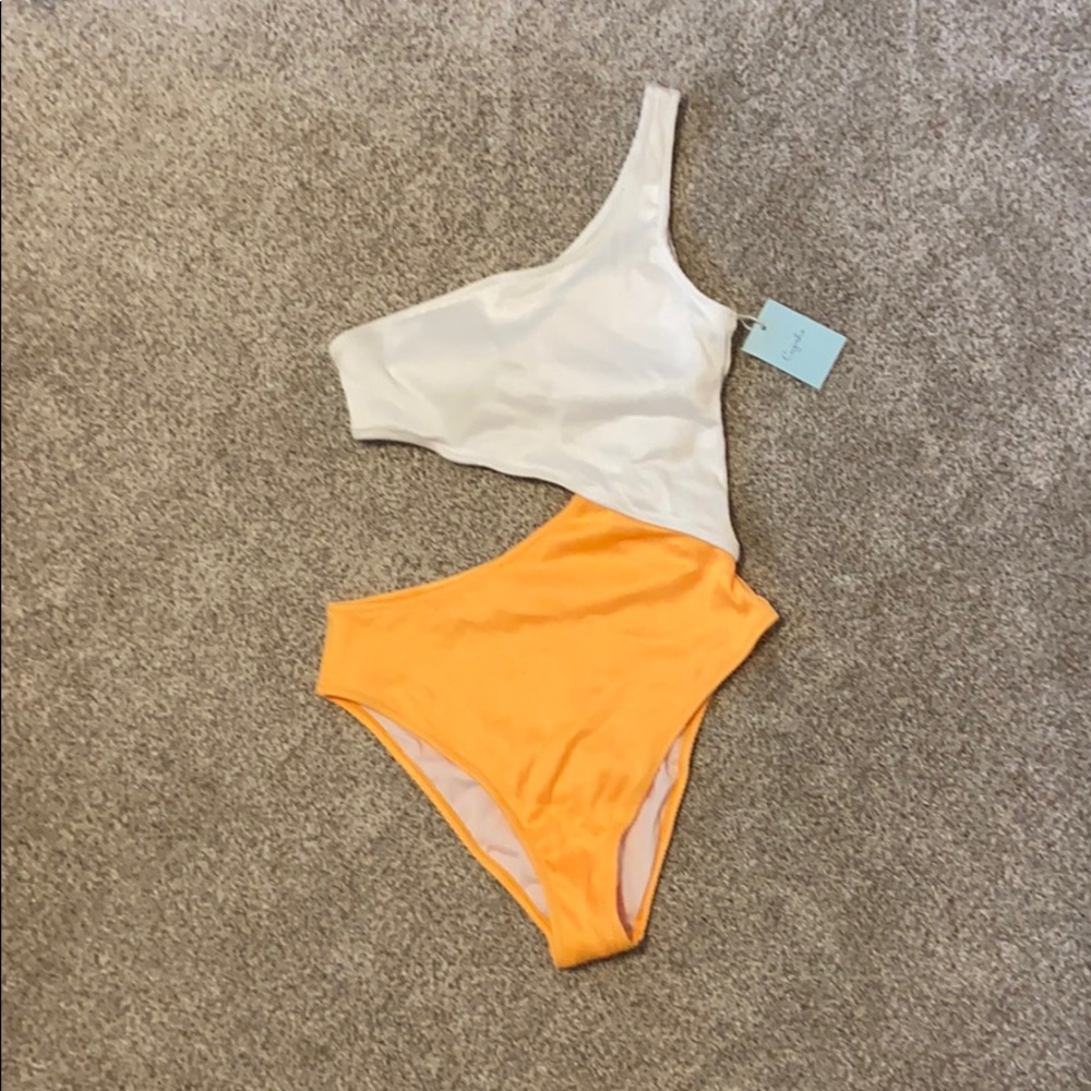 CUPSHE One piece Swimsuit